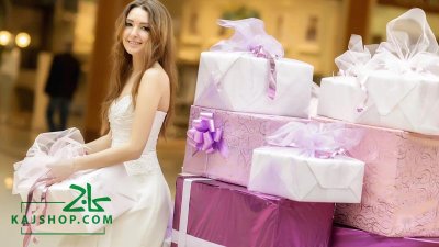 بهترین هدیه روز زن برای تازه عروس (لیست جذاب هدایا برای نو عروس‌ها)