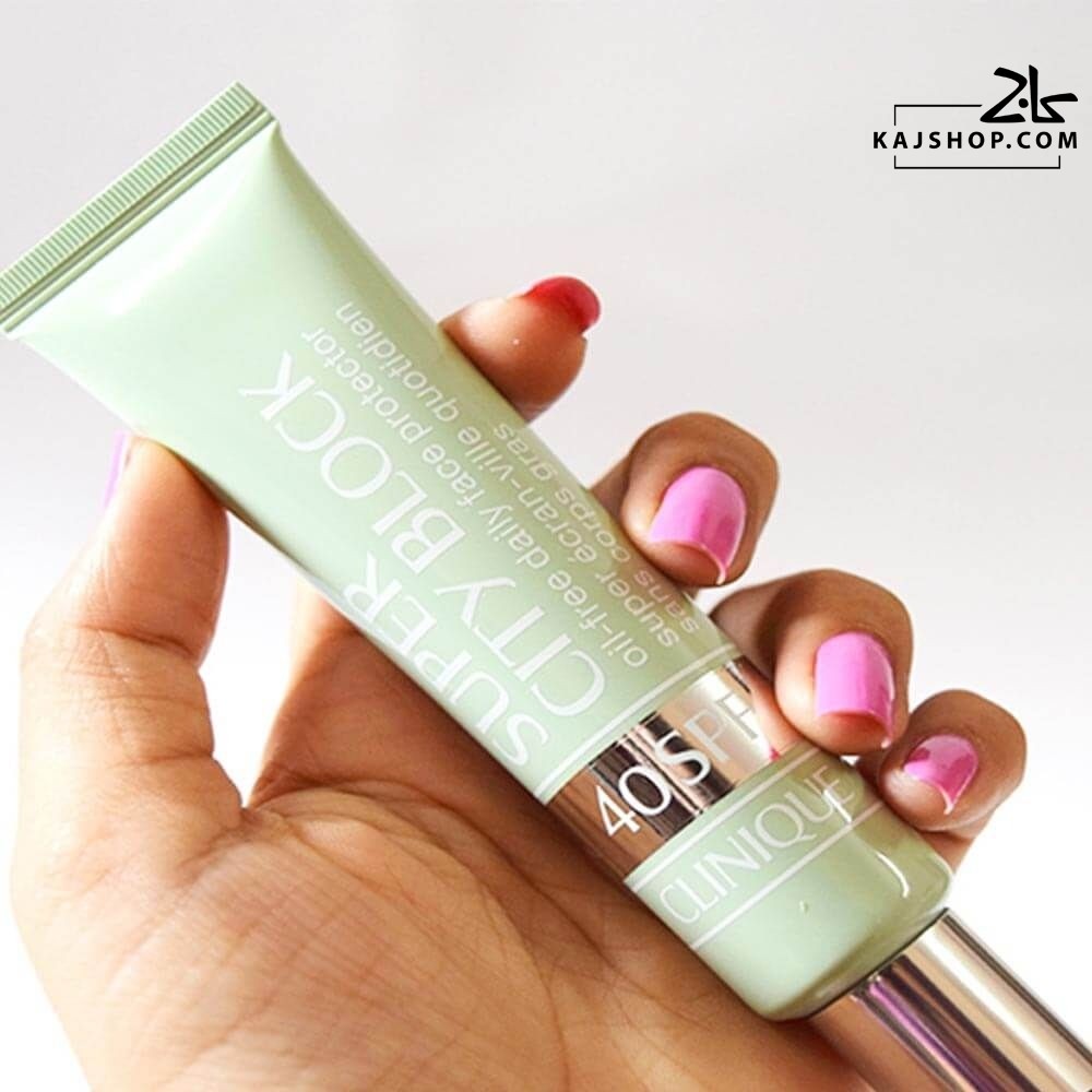 ضدآفتاب سوپرسیتی بلاک بی رنگ کلینیک SPF40