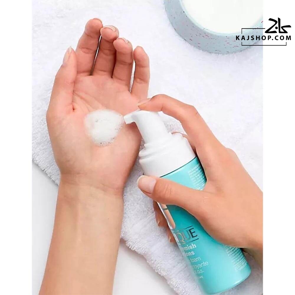 فوم شوینده کلینیک (ضد جوش)